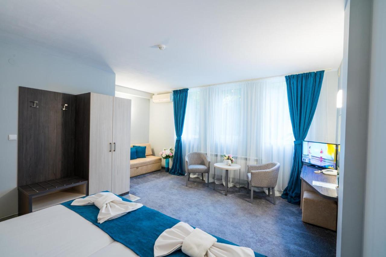 Family Park Hotel Kyoshkove Shumen Ngoại thất bức ảnh