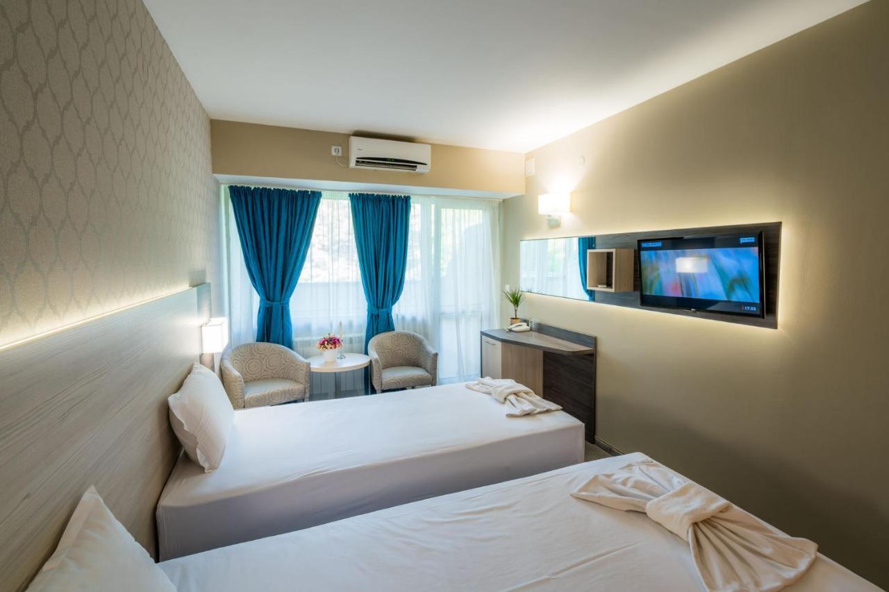 Family Park Hotel Kyoshkove Shumen Ngoại thất bức ảnh