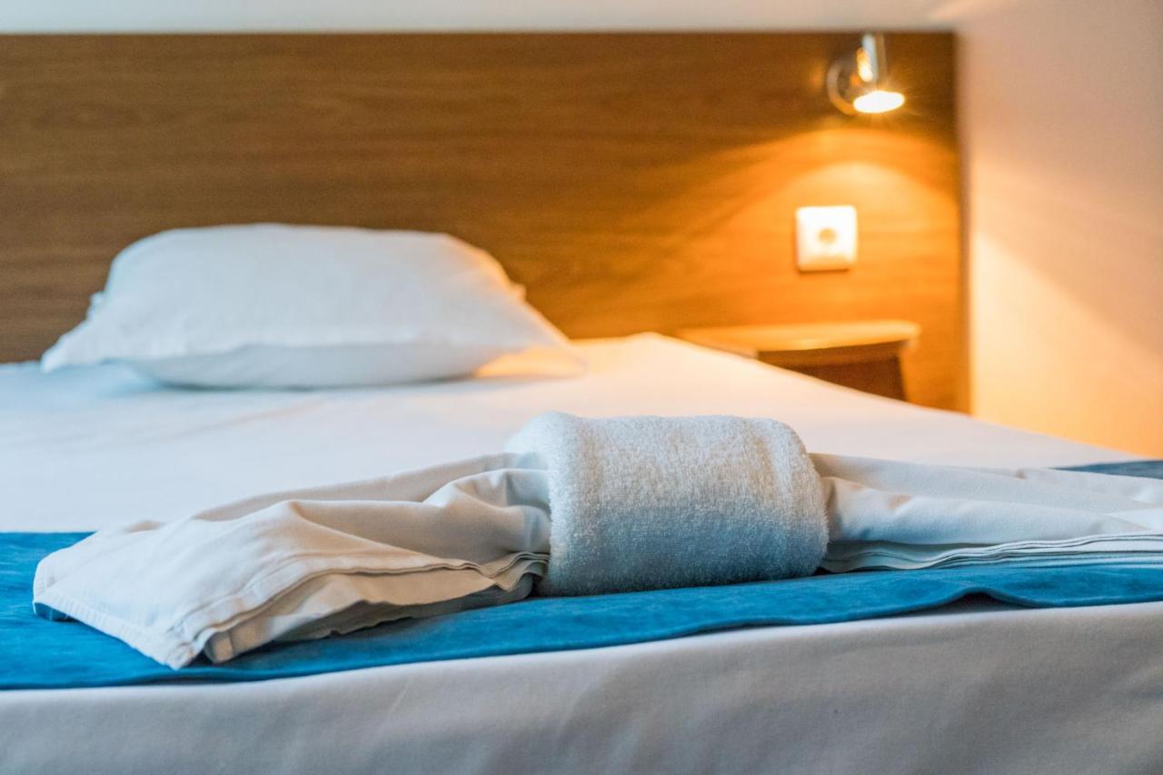 Family Park Hotel Kyoshkove Shumen Ngoại thất bức ảnh
