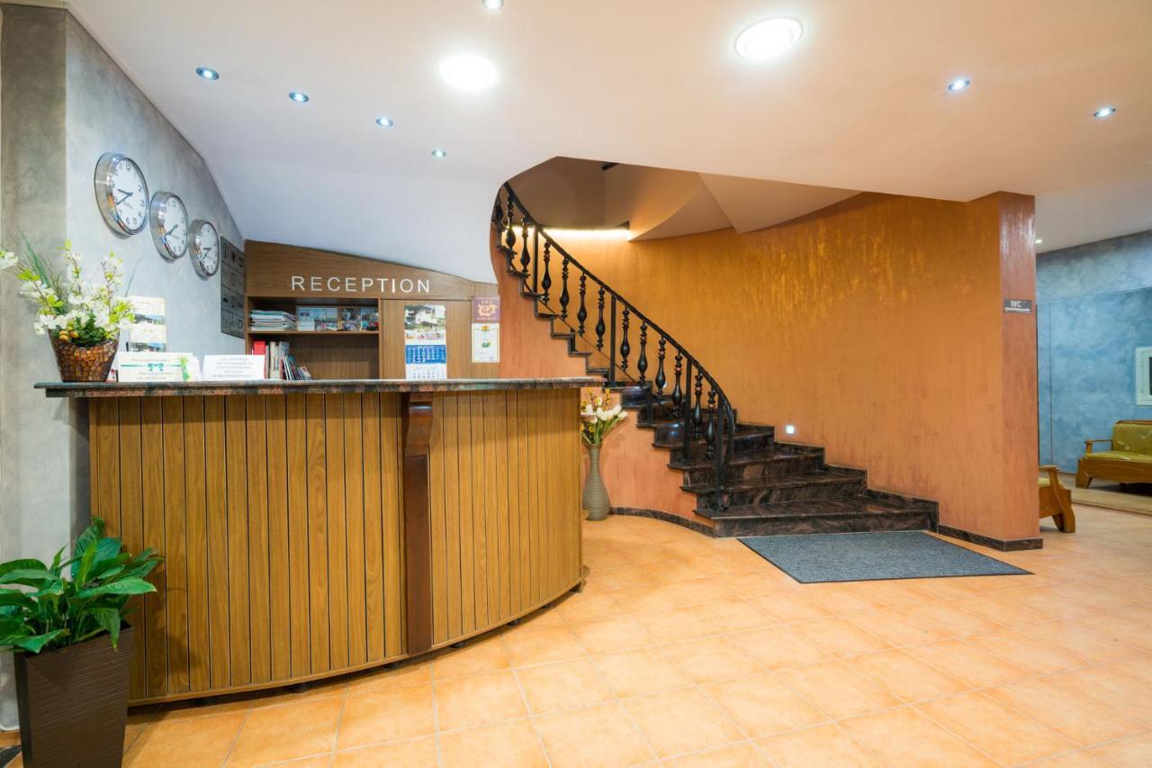 Family Park Hotel Kyoshkove Shumen Ngoại thất bức ảnh