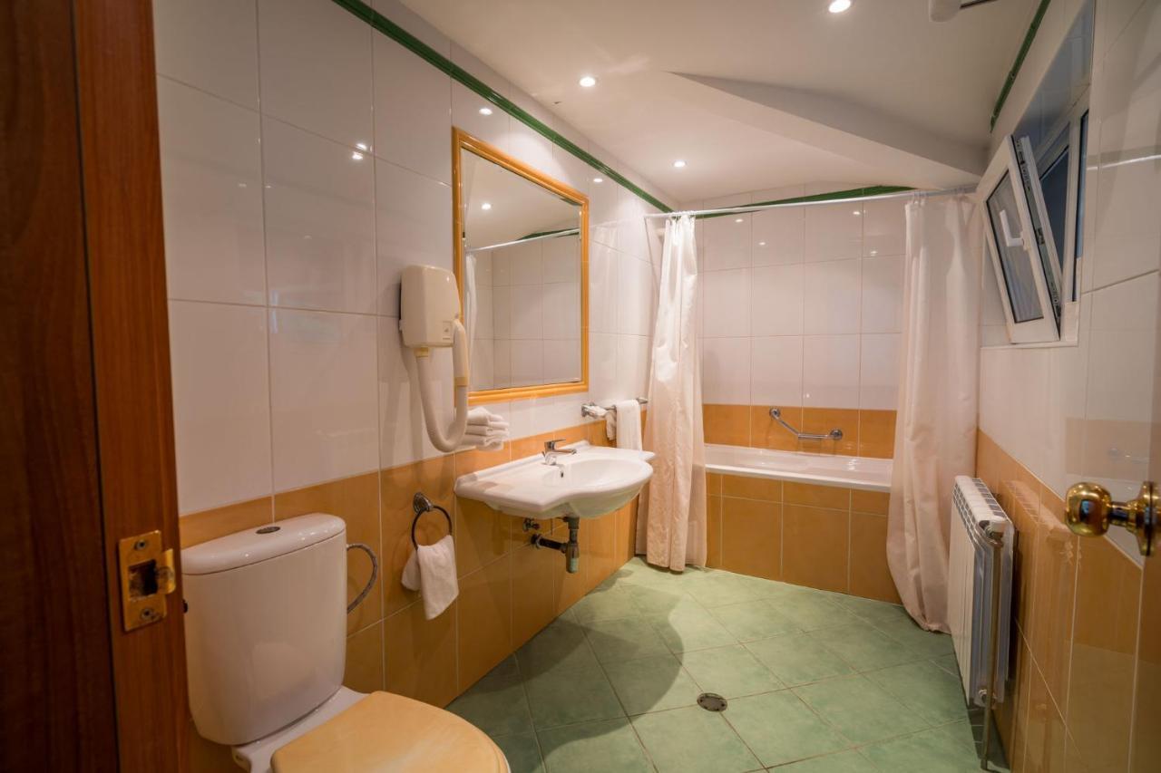 Family Park Hotel Kyoshkove Shumen Ngoại thất bức ảnh